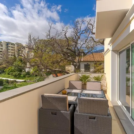 Quinta Vitoria Penthouse * Φουνκάλ